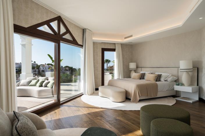 Image No.19-5 Bed Apartment for sale
