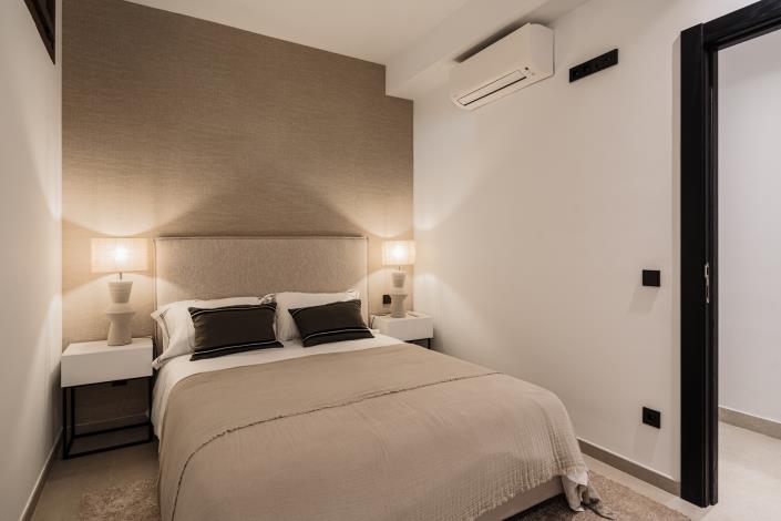 Image No.35-5 Bed Apartment for sale