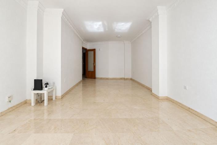 Image No.11-3 Bed Apartment for sale