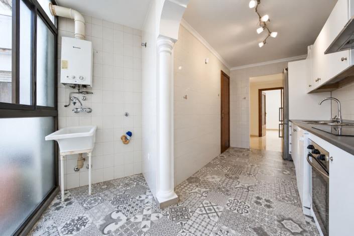 Image No.30-3 Bed Apartment for sale