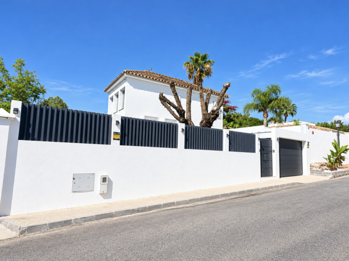 Image No.8-4 Bed Villa / Detached for sale