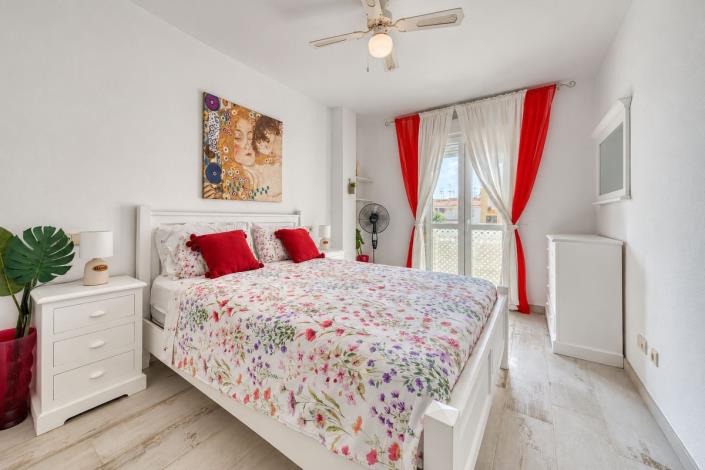 Image No.16-2 Bed Apartment for sale