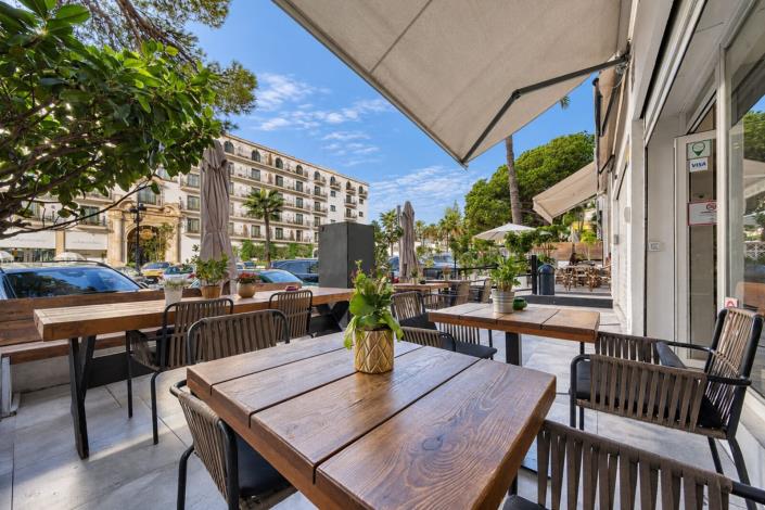 Image No.9-2 Bed Restaurant for sale
