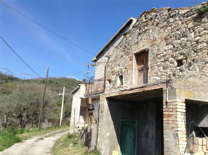 Image No.16-Villa / Détaché de 5 chambres à vendre à Casoli