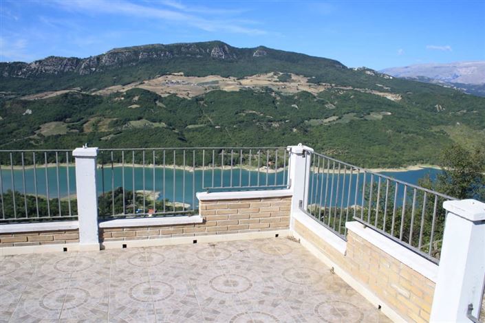 Image No.1-Villa / Détaché de 2 chambres à vendre à Colledimezzo