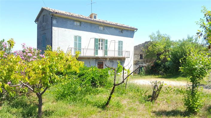 Image No.3-4 Bed Villa / Detached for sale