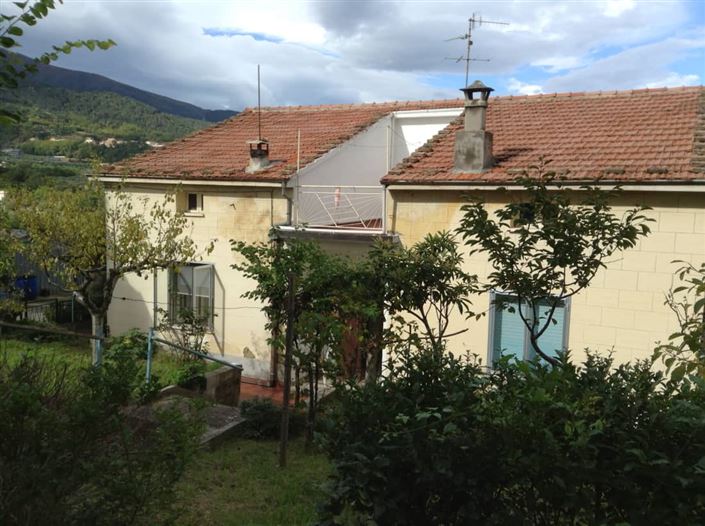 Image No.1-Villa / Détaché de 4 chambres à vendre à Guardiagrele