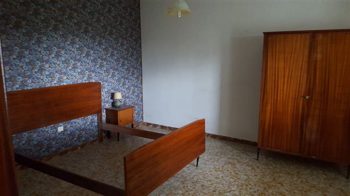 Image No.10-Villa / Détaché de 4 chambres à vendre à Abruzzes