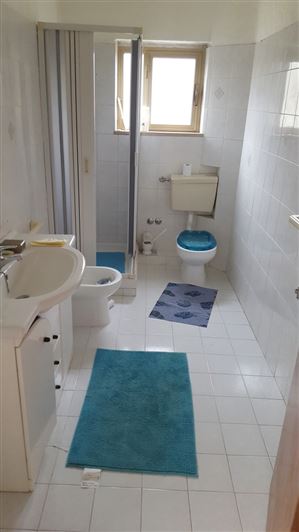 Image No.11-Villa / Détaché de 4 chambres à vendre à Abruzzes