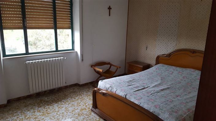 Image No.8-Villa / Détaché de 4 chambres à vendre à Abruzzes