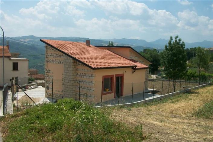 Image No.1-Villa / Détaché de 3 chambres à vendre à Civitella Messer Raimondo