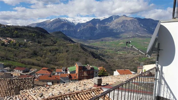 Image No.2-Maison de ville de 4 chambres à vendre à Casoli