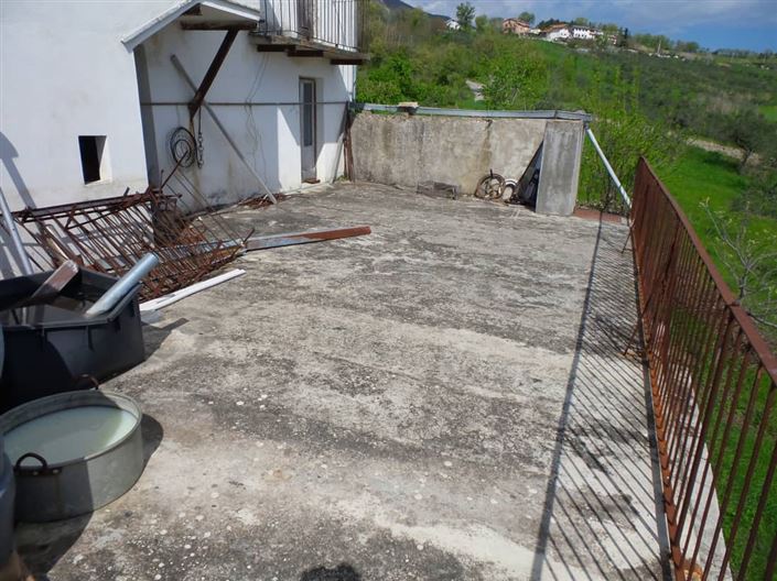 Image No.17-Villa / Détaché de 4 chambres à vendre à Palombaro