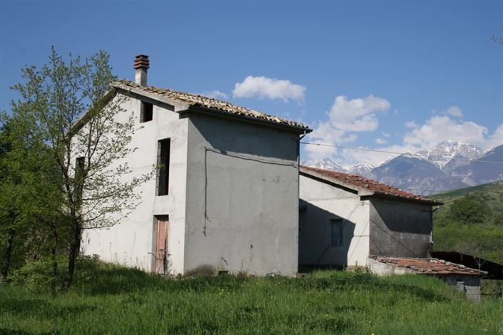 Image No.3-Villa / Détaché de 4 chambres à vendre à Roccascalegna