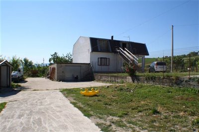 Villa / Détaché de 4 chambres à vendre à Torricella Peligna