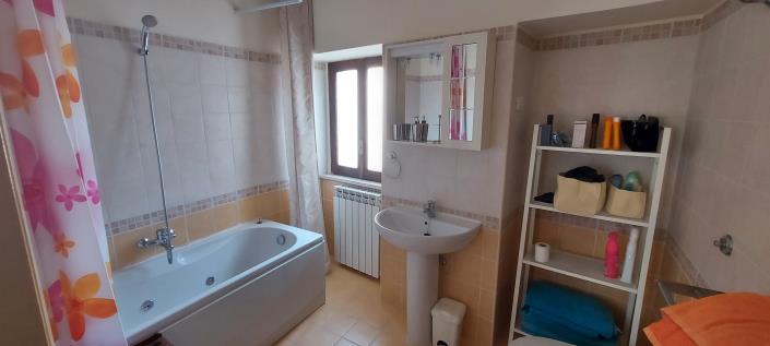 Image No.27-Maison de ville de 3 chambres à vendre à Palombaro