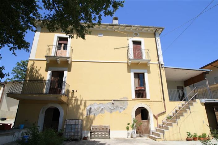 Image No.2-Villa / Détaché de 4 chambres à vendre à Palombaro