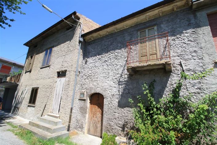 Image No.1-Maison de 4 chambres à vendre à Rapino