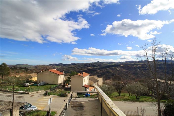 Image No.27-Villa / Détaché de 4 chambres à vendre à Lama Dei Peligne