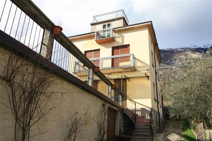 Image No.3-Villa / Détaché de 4 chambres à vendre à Lama Dei Peligne