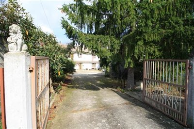 4 Bed Villa / Detached for sale