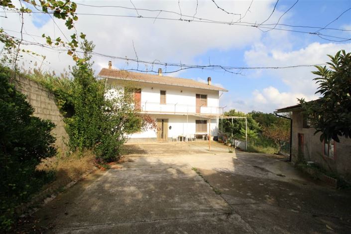 Image No.4-4 Bed Villa / Detached for sale