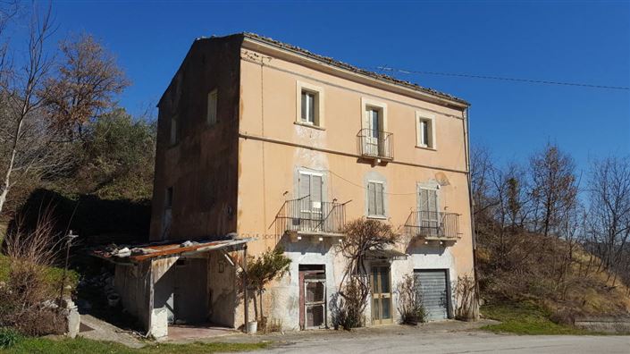 Image No.3-Villa / Détaché de 4 chambres à vendre à Palombaro