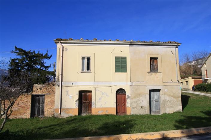 Image No.15-4 Bed Villa / Detached for sale