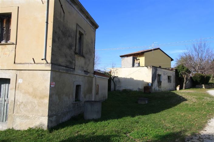 Image No.18-4 Bed Villa / Detached for sale