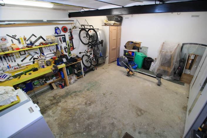 Image No.20-3 Bed Townhouse for sale