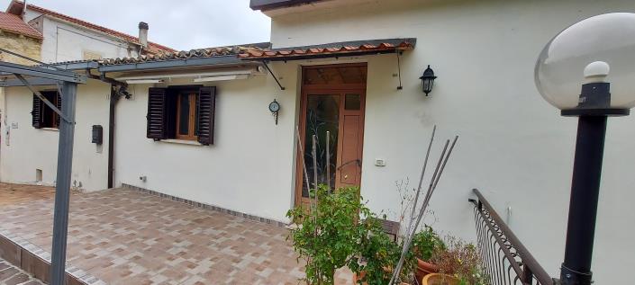 Image No.6-3 Bed Villa / Detached for sale