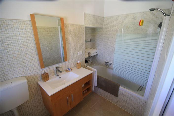 Image No.16-3 Bed Villa / Detached for sale