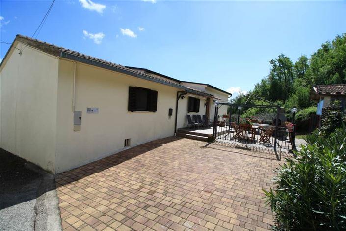Image No.3-3 Bed Villa / Detached for sale