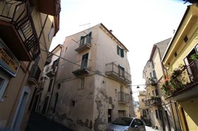 Image No.3-Maison de ville de 2 chambres à vendre à Casoli