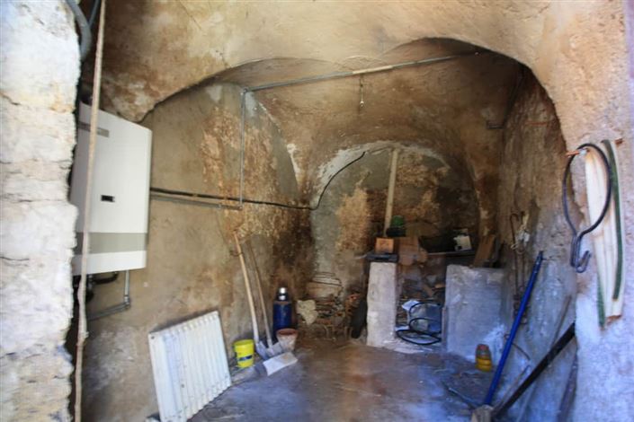 Image No.21-2 Bed Townhouse for sale