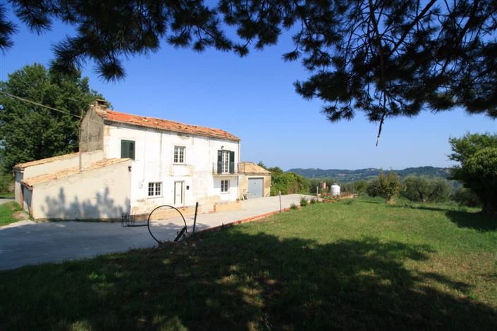 Image No.24-2 Bed Villa / Detached for sale