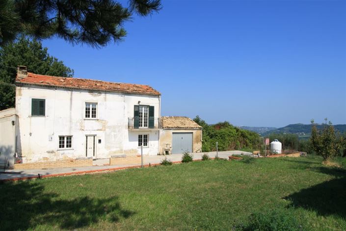 Image No.6-2 Bed Villa / Detached for sale