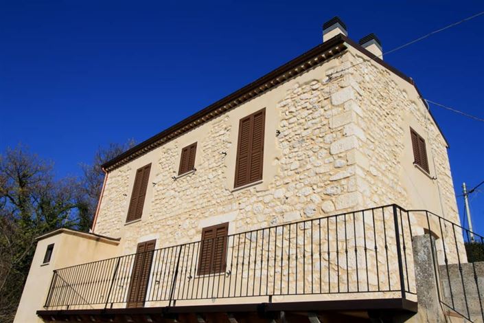 Image No.15-4 Bed Villa / Detached for sale