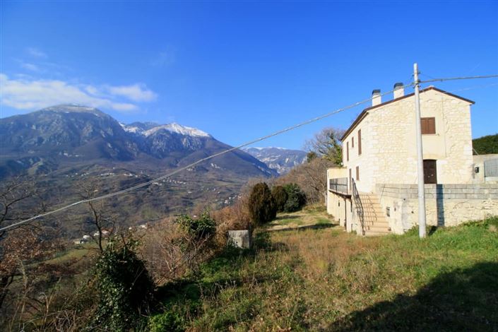 Image No.18-4 Bed Villa / Detached for sale