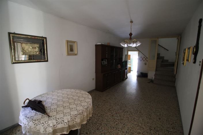 Image No.6-3 Bed Townhouse for sale