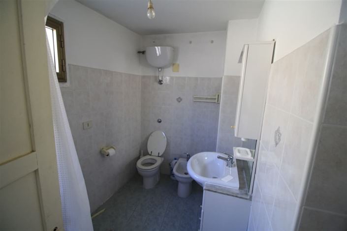 Image No.9-3 Bed Townhouse for sale