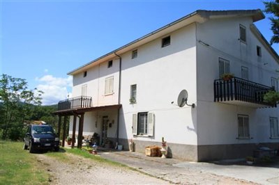 5 Bed House for sale