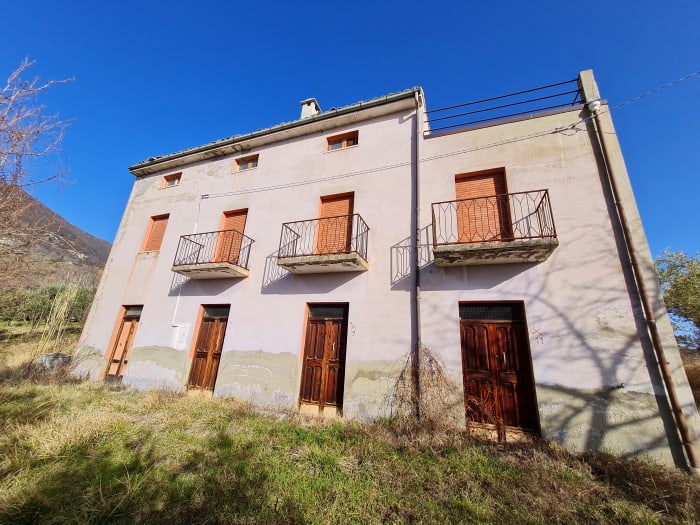 Image No.4-4 Bed Villa / Detached for sale