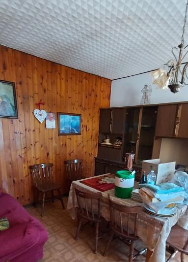 Image No.11-3 Bed House for sale