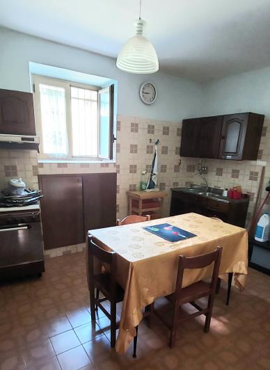 Image No.15-3 Bed House for sale