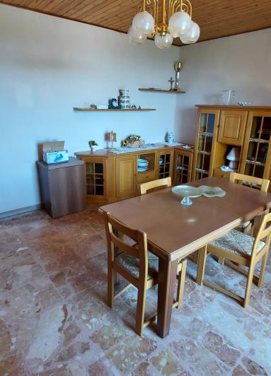 Image No.18-3 Bed House for sale