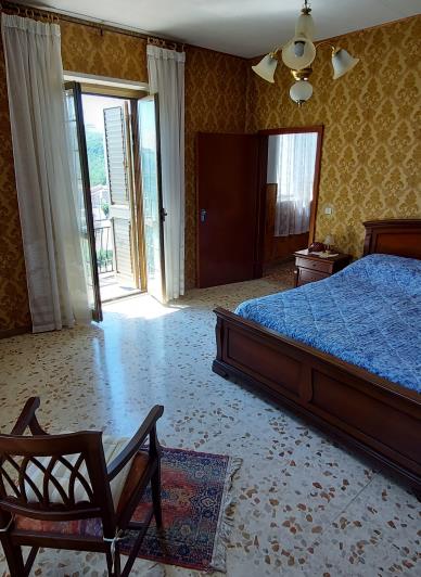 Image No.26-3 Bed House for sale