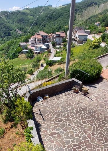 Image No.30-3 Bed House for sale