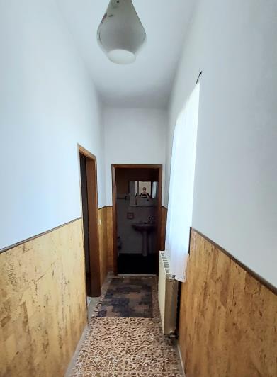 Image No.38-3 Bed House for sale