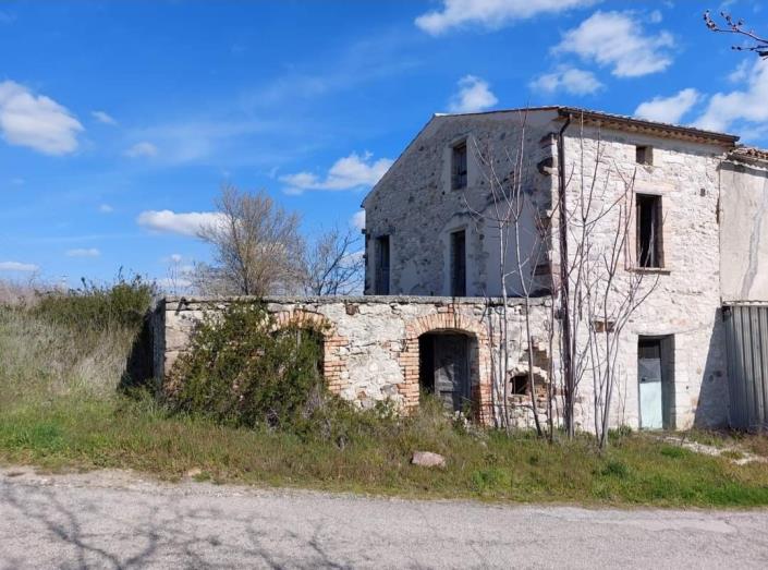 Image No.5-House/Villa for sale